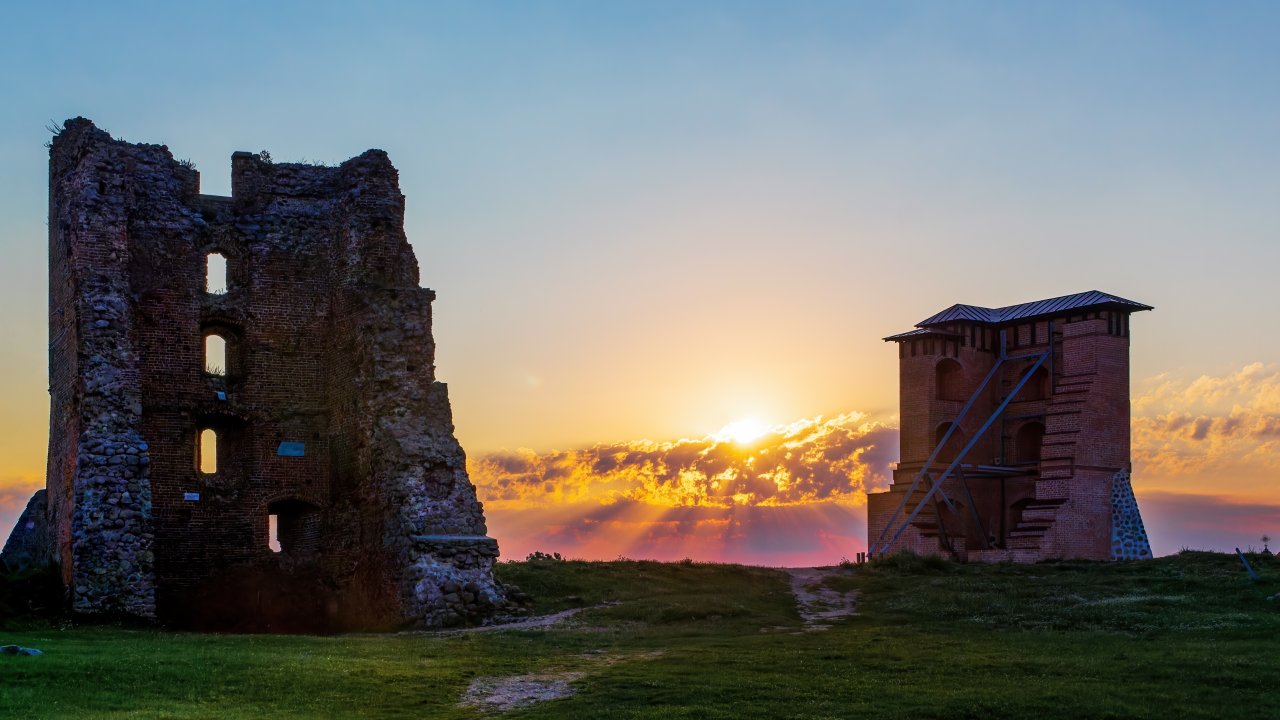 © Denis Shitikoff/ Shutterstock