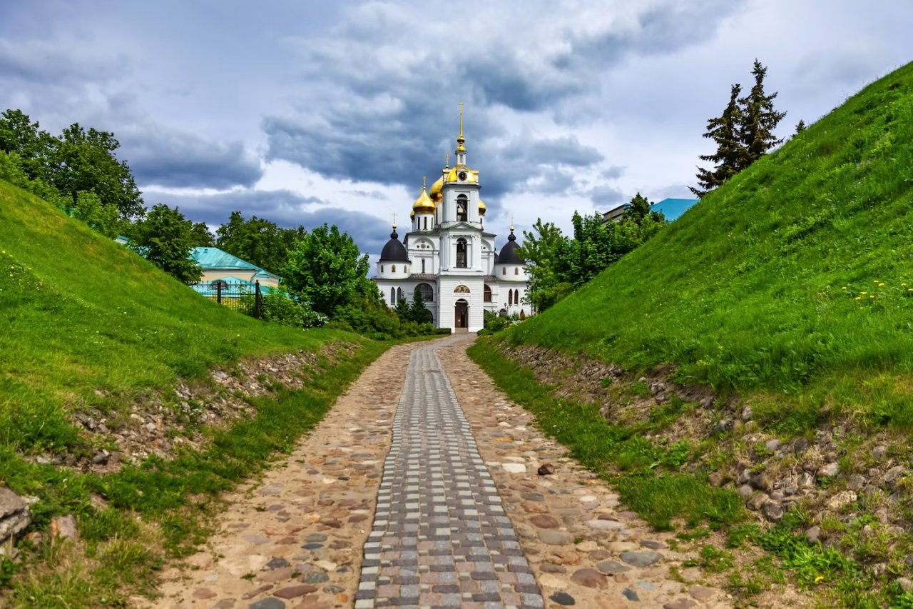 © Oleg Podlesnykh / Unsplash 
